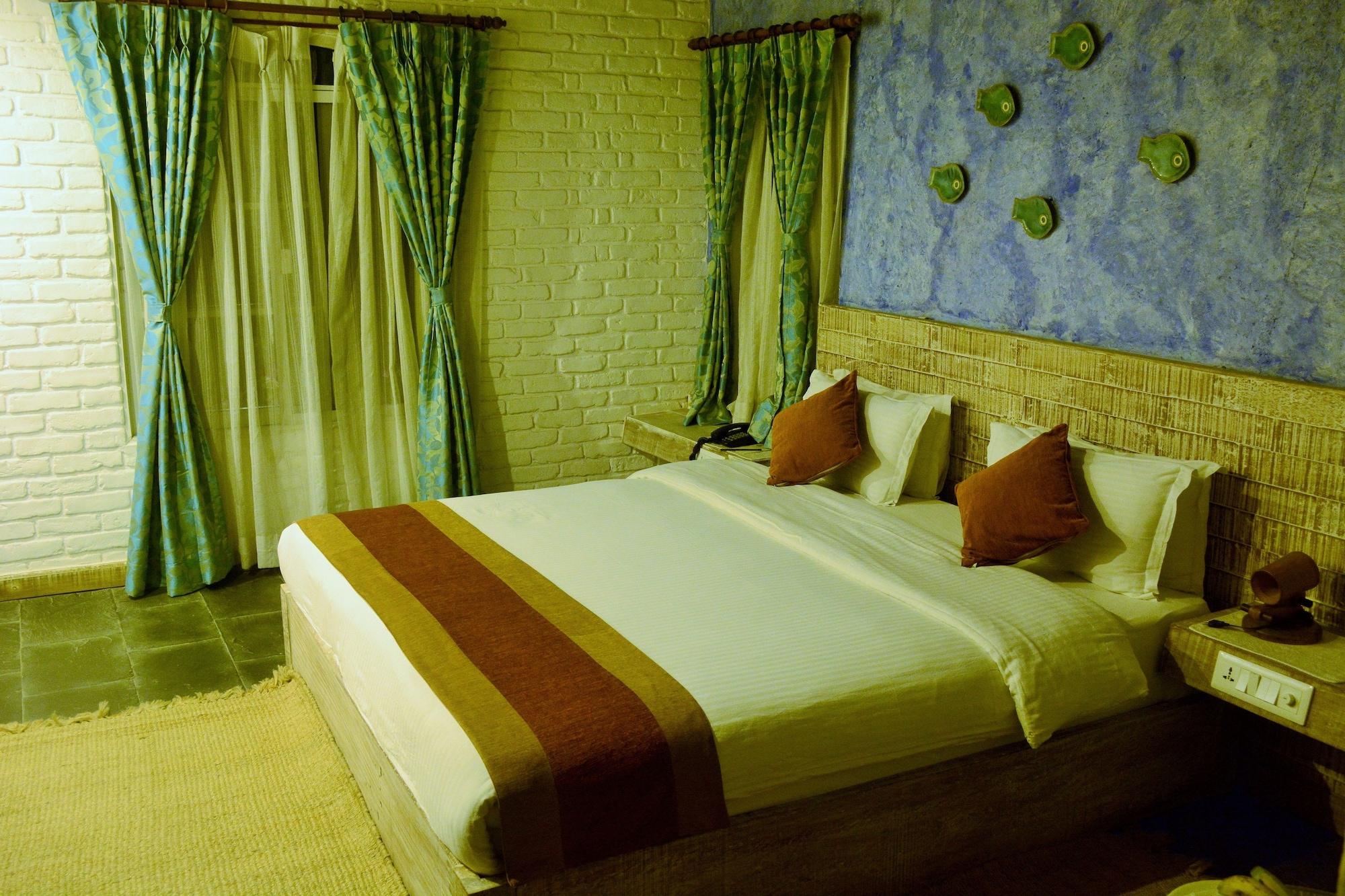 פוקהרה Glacier Hotel & Spa מראה חיצוני תמונה